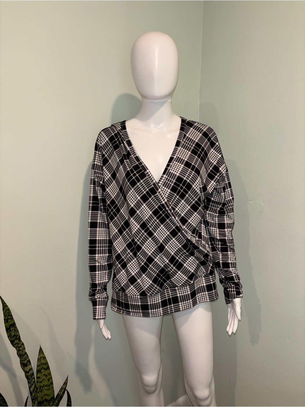 LulaRoe Rebecca Black and White Plaid Long Sleeve Cross Front Blouse - M